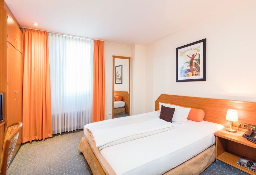 غرفة قياسية فردية, Servatius