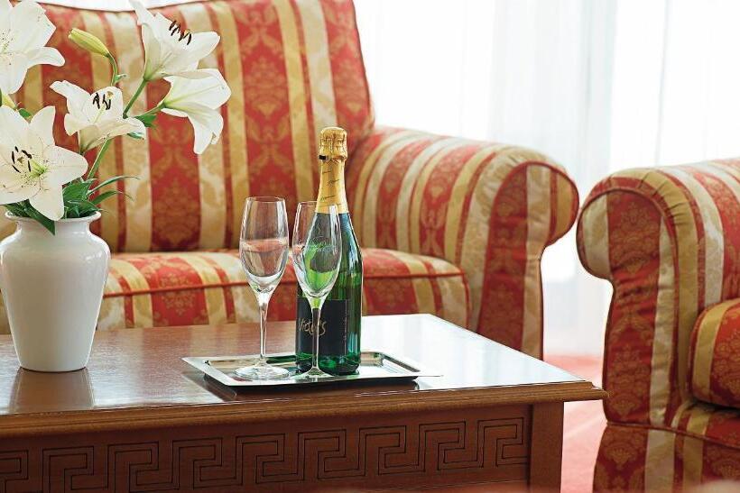 주니어 스위트, Victor S Residenz Hotel Erfurt