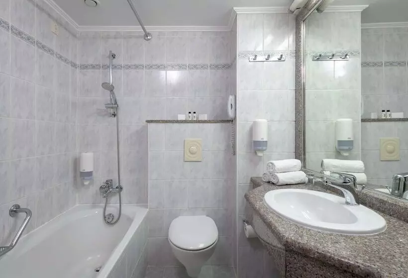 اتاق استاندارد با چشم‌انداز باغ, Sun Beach Resort