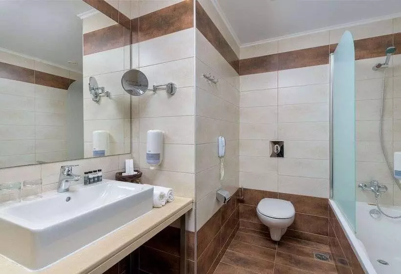 1 Bedroom Deluxe Apartment Sea View, Sun Beach Resort