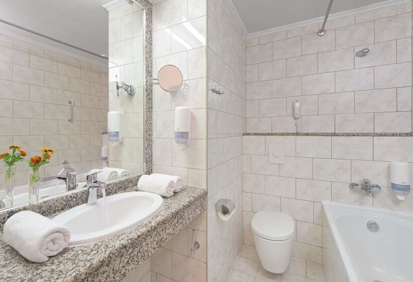 Family flat with sea view, Sun Beach Resort