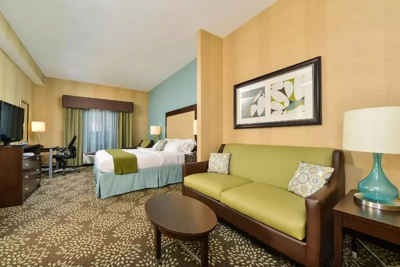 اتاق سوپریور با چشم‌انداز باغ, Sun Beach Resort