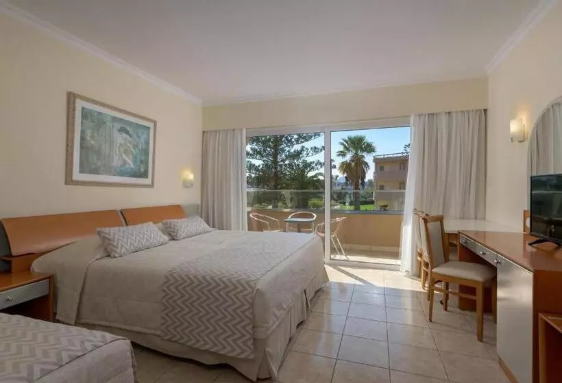 استودیو استاندارد با چشم‌انداز باغ, Sun Beach Resort