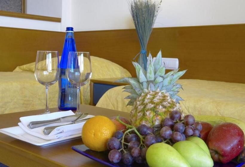 带1个卧室的带海景的公寓, Sun Beach Resort