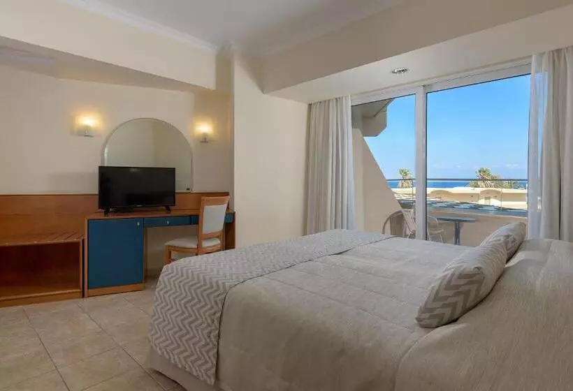 استودیوی استاندارد با چشم‌انداز دریا, Sun Beach Resort