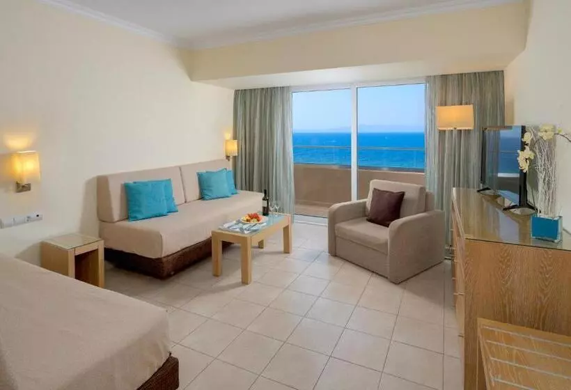 1 Bedroom Deluxe Apartment Sea View, Sun Beach Resort