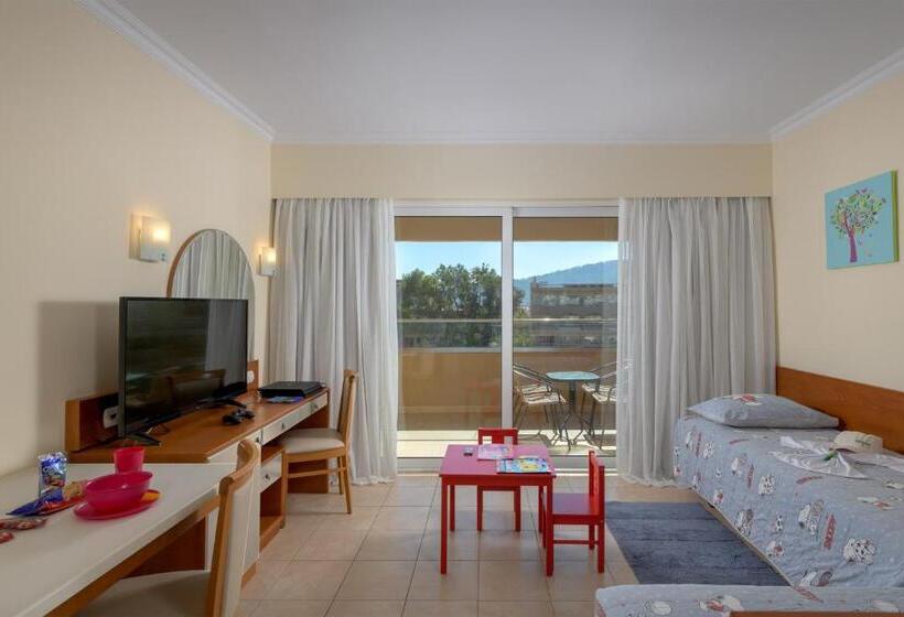 带1个卧室带花园景观的公寓, Sun Beach Resort