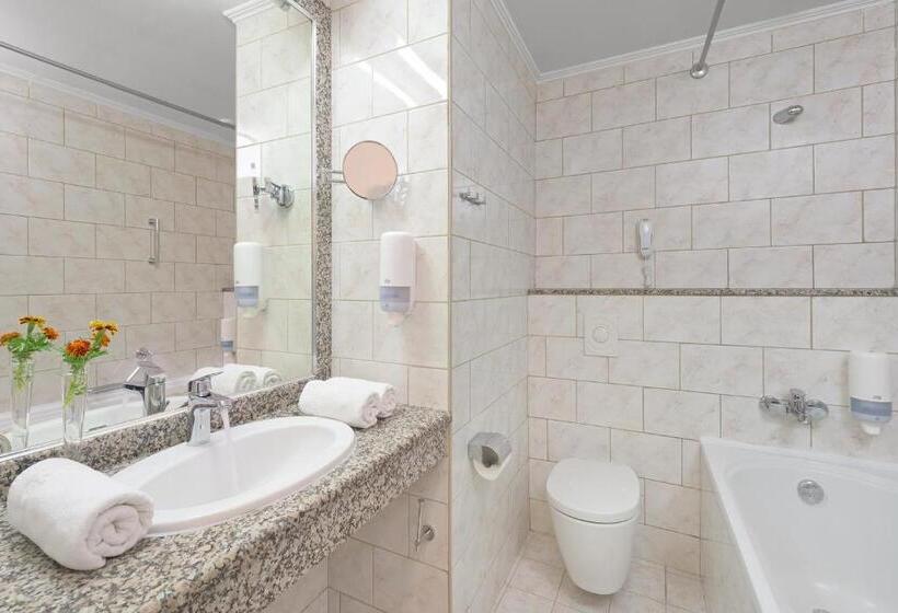 Family flat with sea view, Sun Beach Resort