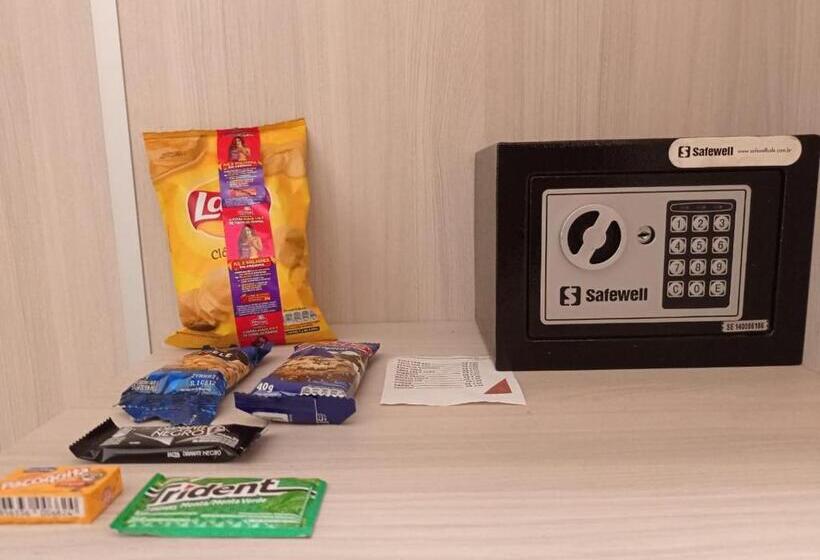 Chambre Supérieure Individuelle, Manacá