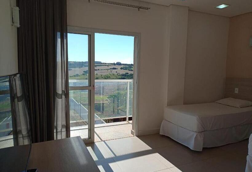 Chambre Standard Individuelle avec Balcon, Manacá