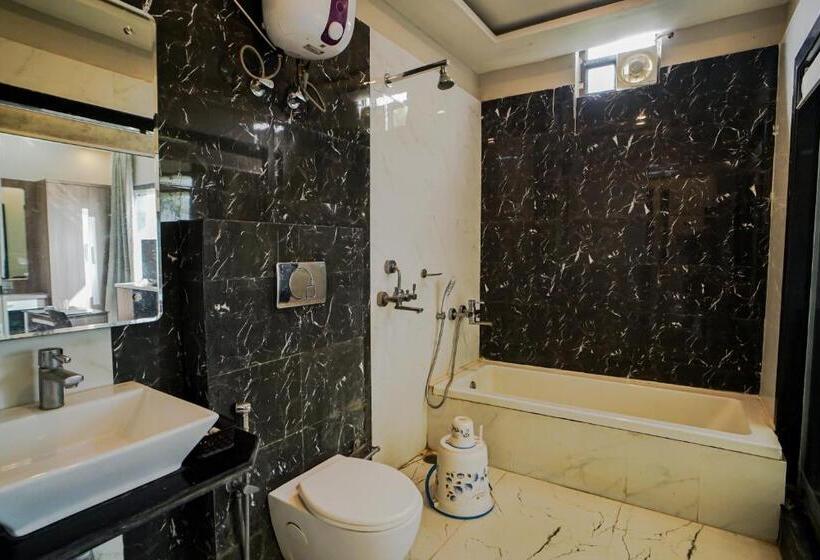 اتاق لوکس با تخت بزرگ, Resort K Sea View