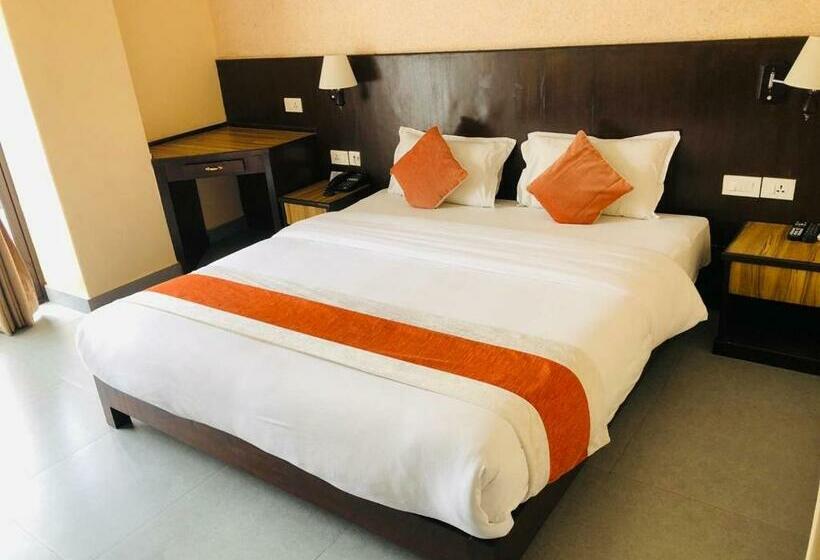 اتاق لوکس, Shaara