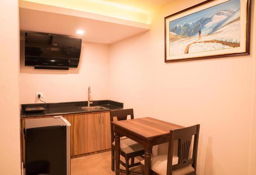 سوئیت پرزیدنت, Shaara