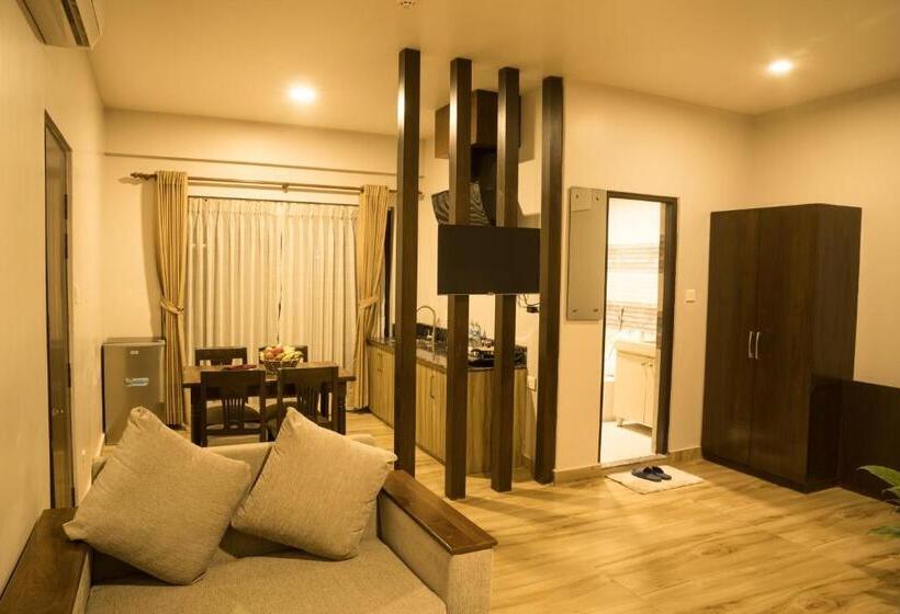 سوییت اجرایی, Shaara