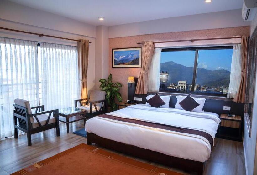 سوییت اجرایی, Shaara