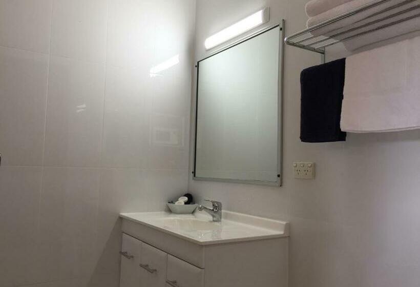 Номер Стандарт, The Finley Palm Motor Inn