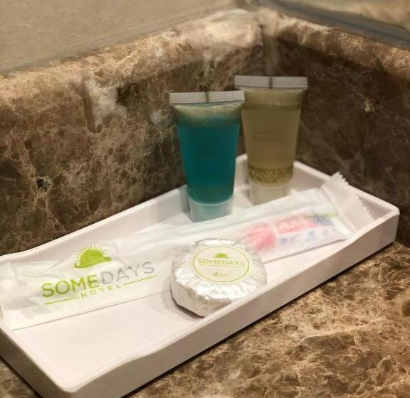 דירת שלושה חדרים, Somedays Hotel Suites