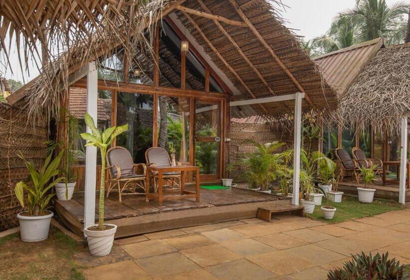 带大床的豪华间, Agonda Shell Beach Resort