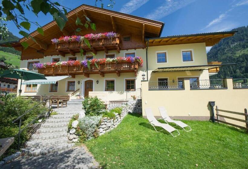 آپارتمان 1 خوابه با بالکن, Haarlehenhof