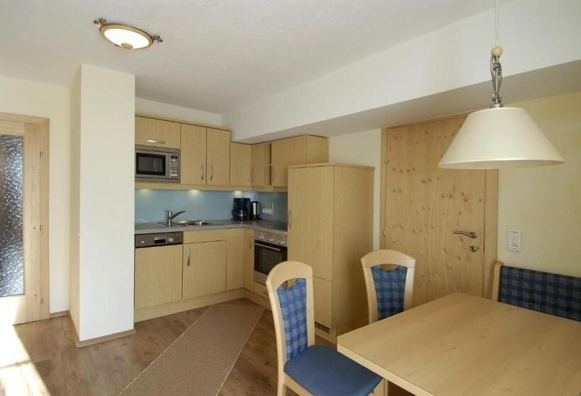 آپارتمان 2 خوابه با بالکن, Haarlehenhof