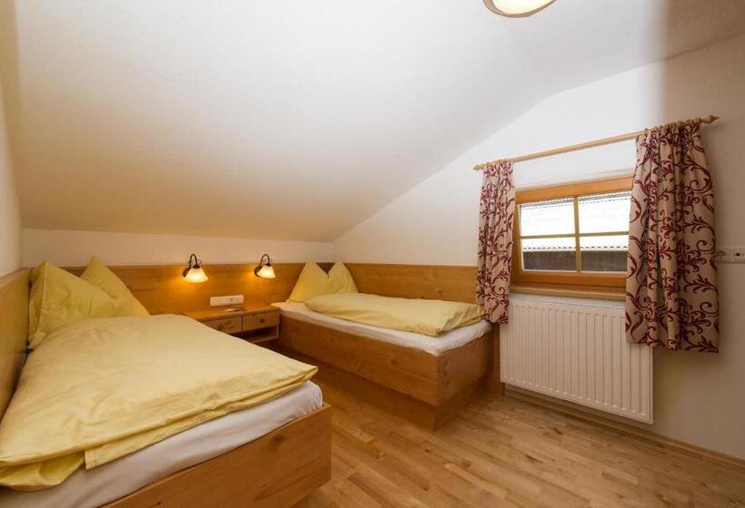 آپارتمان 3 خوابه, Haarlehenhof