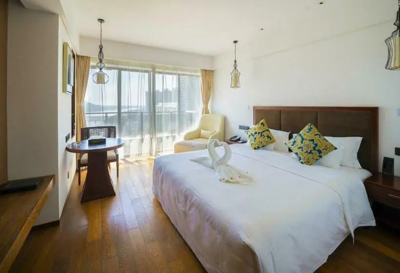 キングサイズベッドのデラックスルーム, Wyndham Garden Lingshui