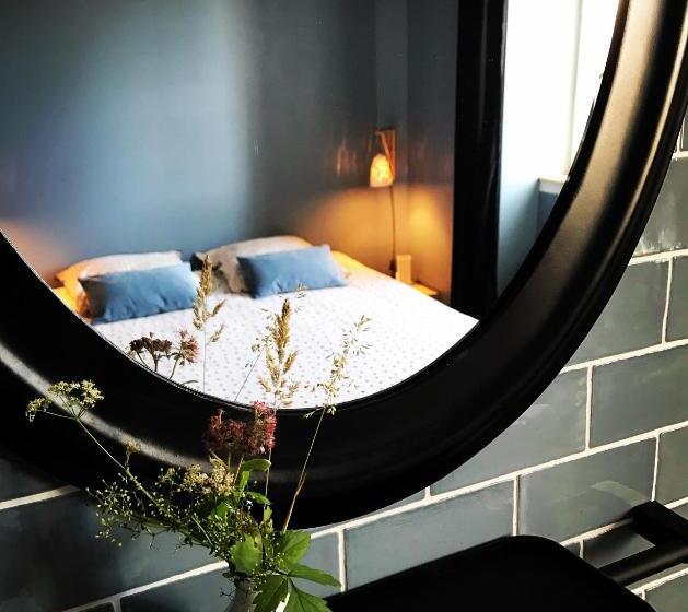 Pokój Standard, Léhontine