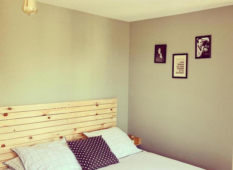 Pokój Standard, Léhontine