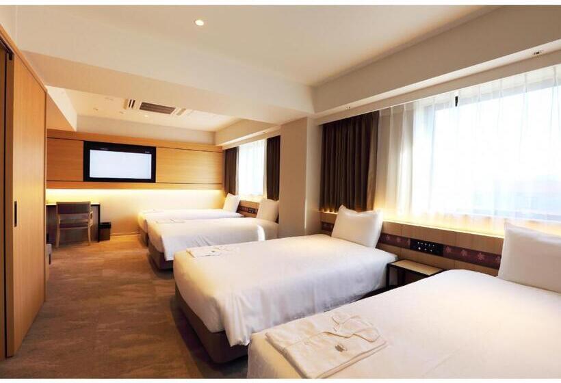 Четырехместный Номер Стандарт, Henn na Hotel Premier Nara