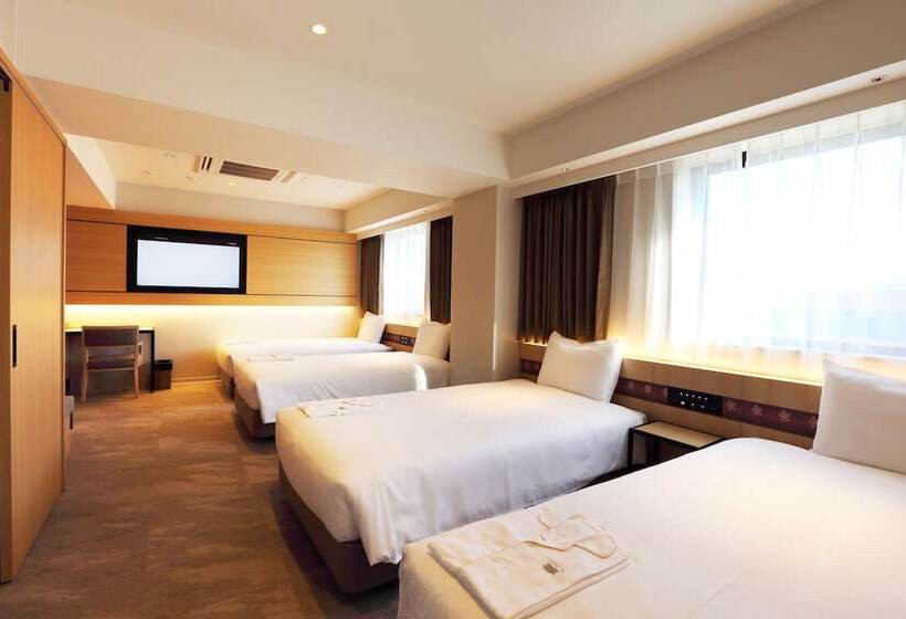 Четырехместный Номер Стандарт, Henn na Hotel Premier Nara