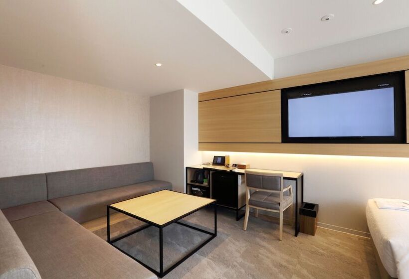 Четырехместный Номер Стандарт, Henn na Hotel Premier Nara