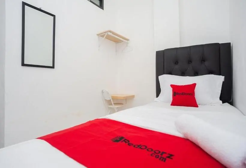 スタンダードシングルルーム, Reddoorz At Jalan Bangau Palembang