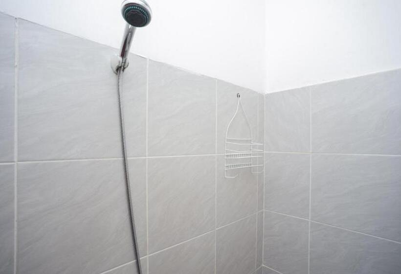 غرفة قياسية فردية, Reddoorz At Jalan Bangau Palembang