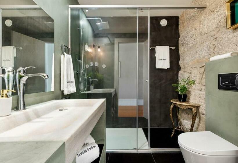 اتاق استاندارد با چشمانداز باغ, Maison Cabral