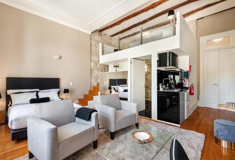 سوییت دوبلکس, Maison Cabral