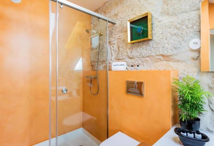 اتاق لوکس, Maison Cabral