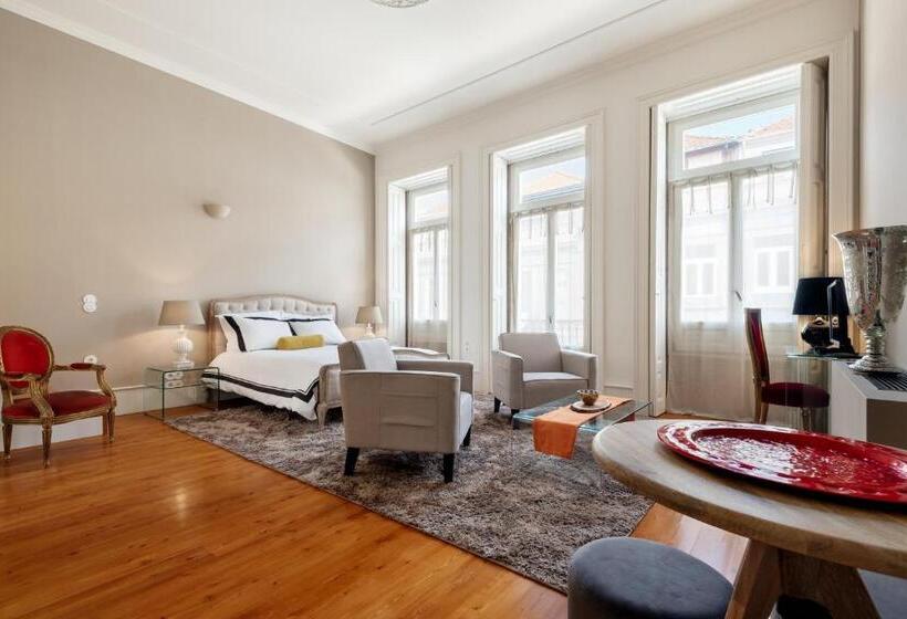 سوییت لوکس, Maison Cabral