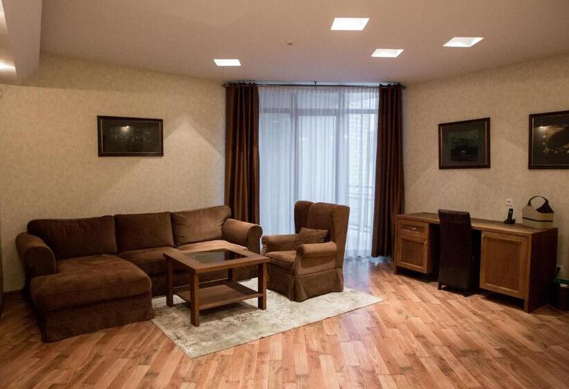 آپارتمان 1 خوابه, šaulys