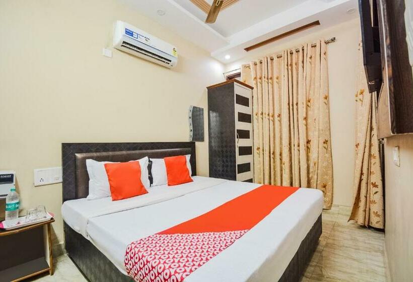 Номер Deluxe, Oyo 8789 Noor Palace