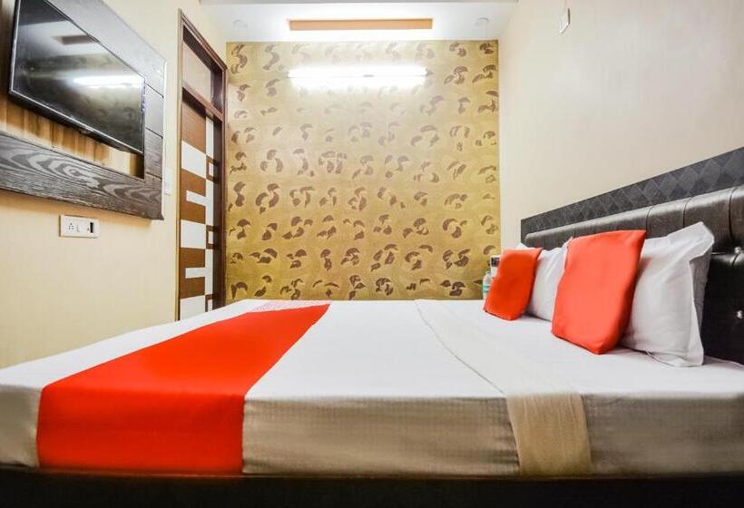 豪华房间, Oyo 8789  Noor Palace