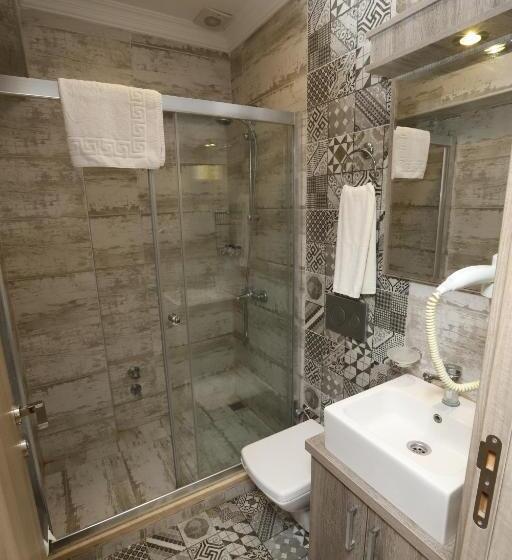 اتاق لوکس با بالکن, Street61 Apart