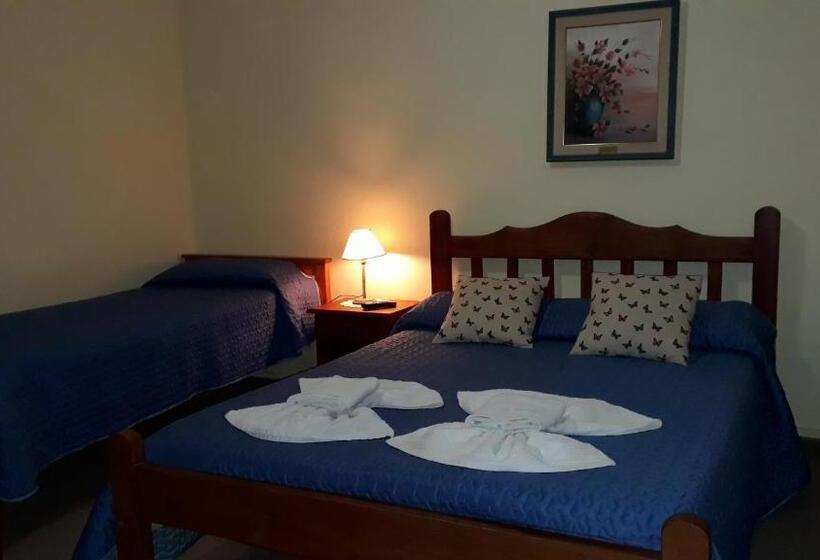Номер Стандарт Трехместный, La Casona  Bv Hoteles