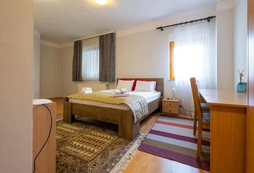 اتاق لوکس, Guesthouse Rose