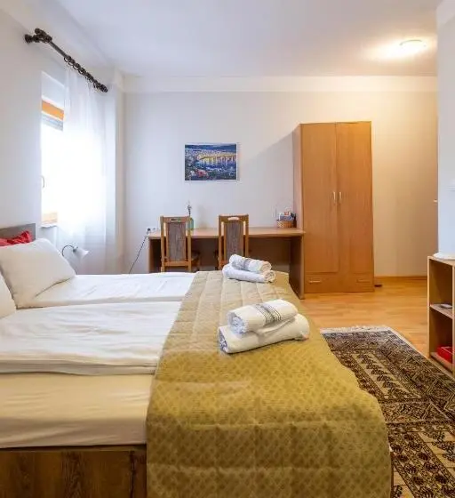 اتاق لوکس, Guesthouse Rose
