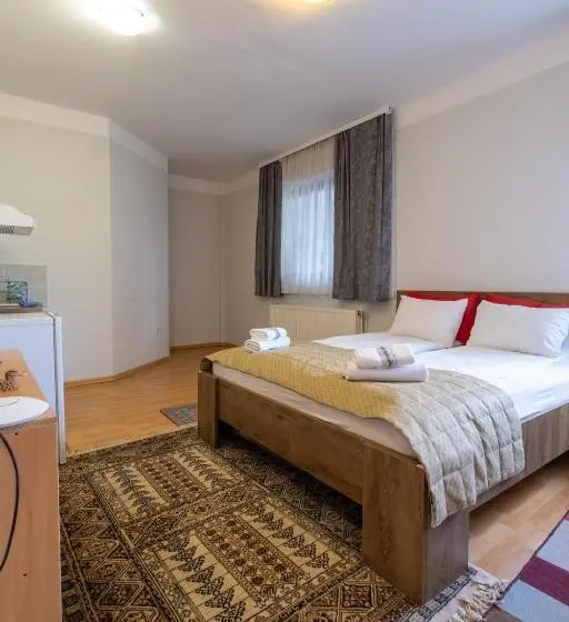 اتاق لوکس, Guesthouse Rose