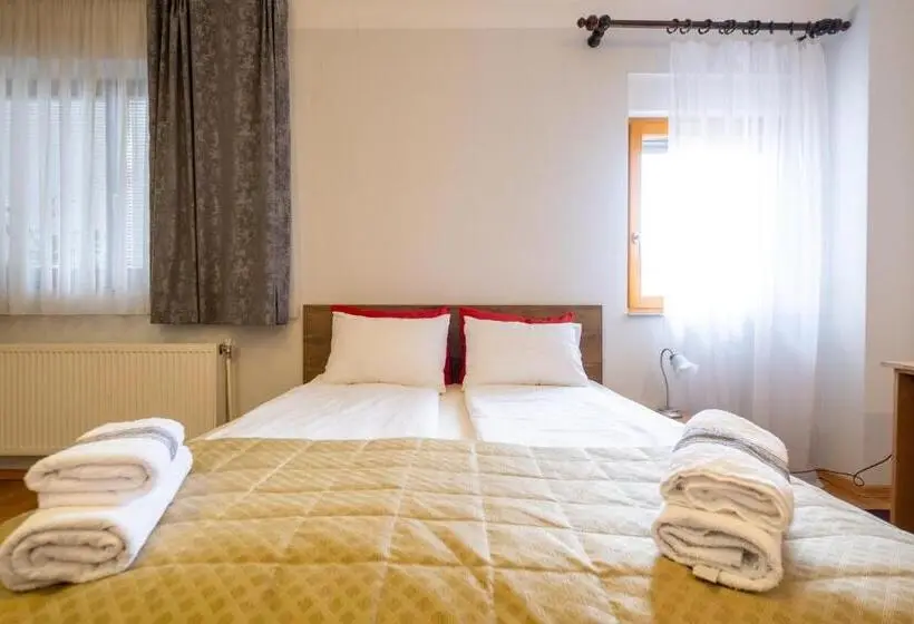 اتاق لوکس, Guesthouse Rose