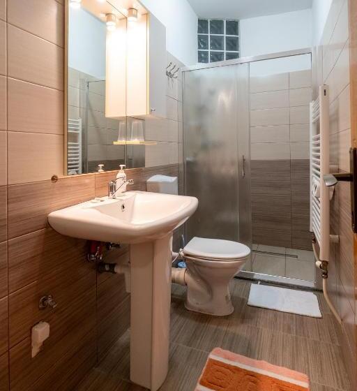 اتاق لوکس, Guesthouse Rose