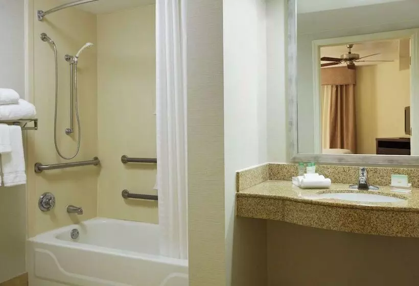 身障者適用スイートルーム, Homewood Suites By Hilton Raleigh Durham Ap/research Triangle