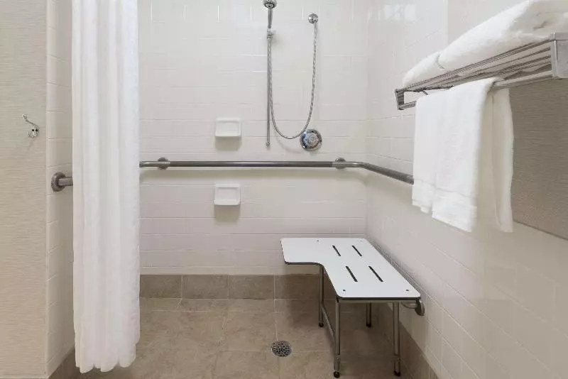 キングサイズベッドのスイートルーム, Homewood Suites By Hilton Raleigh Durham Ap/research Triangle