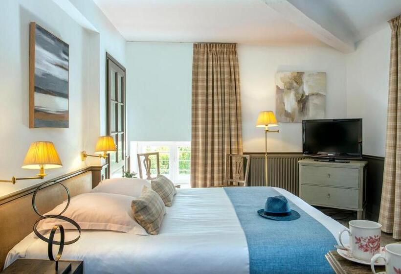 Классический Номер, Chateau De Courban And Spa Nuxe